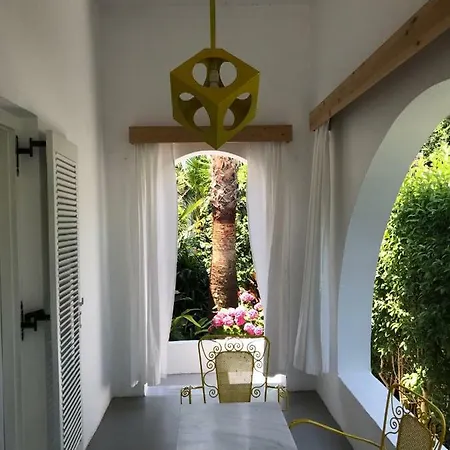 Lejlighedshotel Manolis' House 3*