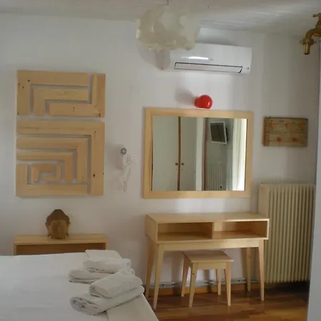 Manolis' House Skiathos stad