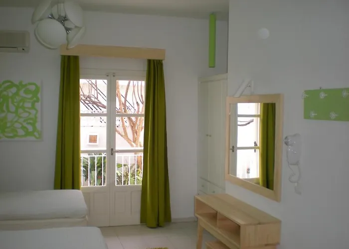 Lägenhetshotell Manolis' House 4*